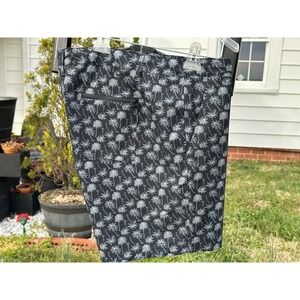 $28 NWT Men's Hybrid Short  W pockets - All in Motion Palm Trees Black Size XL‎